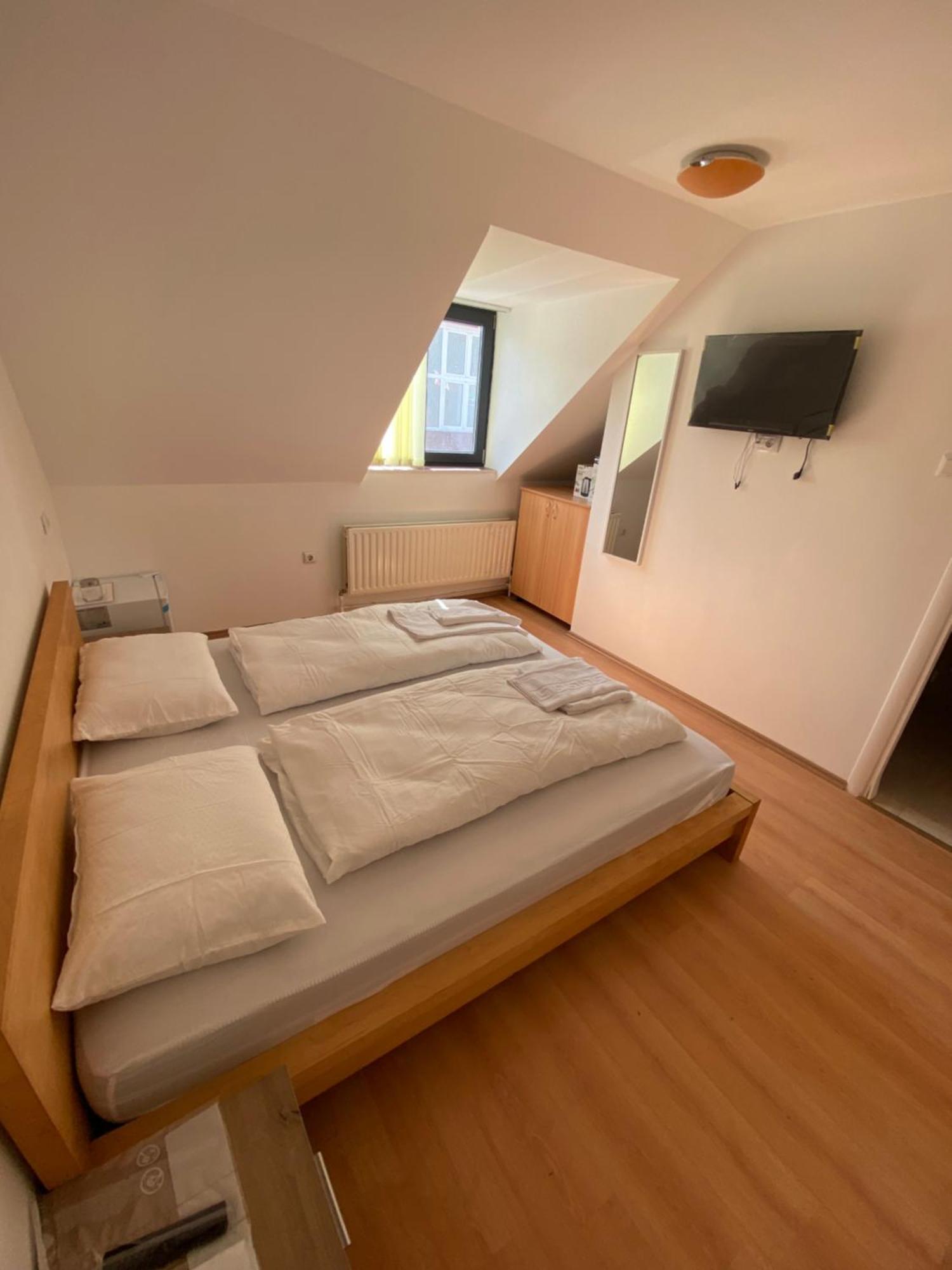 Mat & Edw Room Câmpulung Moldovenesc Dış mekan fotoğraf